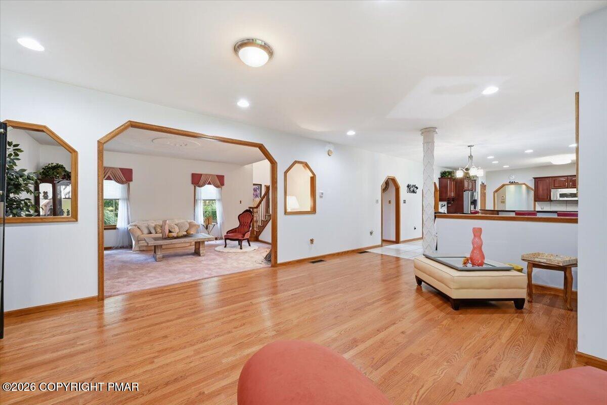 498 Twinbrook Road Wilkes Barre, PA 18702 - Photo 28 of 121 024-020_DSC_0629