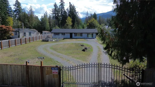 $425,000 | 46744 Baker Loop Road, Concrete, WA 98237