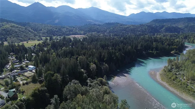 $425,000 | 46744 Baker Loop Road, Concrete, WA 98237