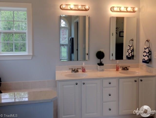 128 Plantation Road Dobson, NC 27017 - Photo 15 of 29 Gallery Image 15