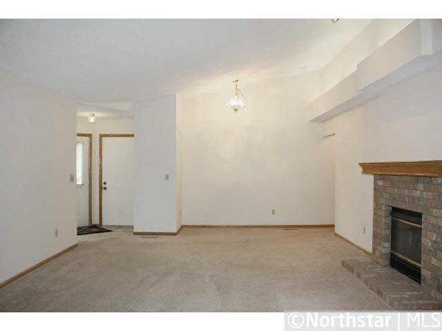 4087 Beaver Dam Road Eagan, MN 55122 - Photo 6 of 18 Gallery Image 6