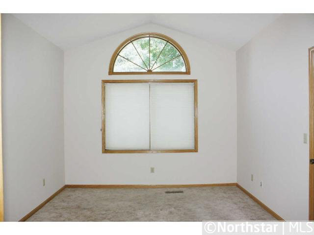 4087 Beaver Dam Road Eagan, MN 55122 - Photo 7 of 18 Gallery Image 7