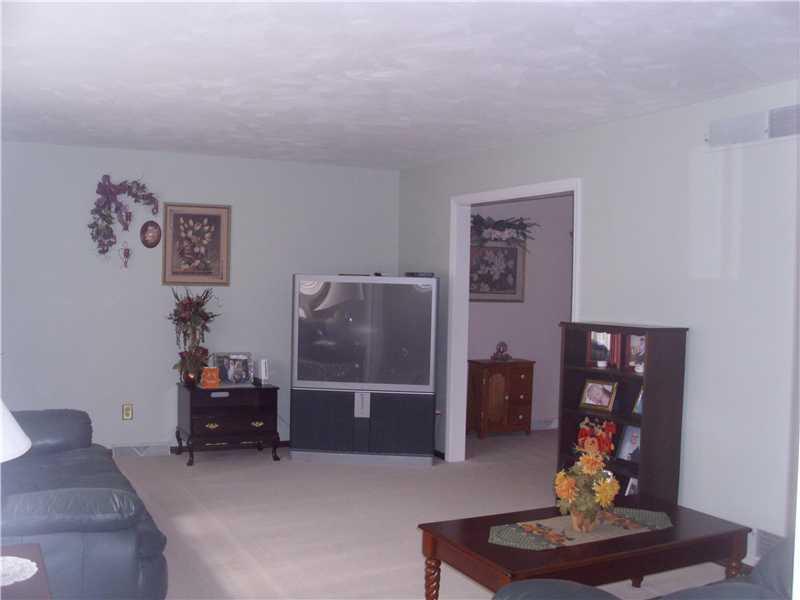 113 Valleyview Road Scenery Hill, PA 15360 - Photo 6 of 24 Living Room.