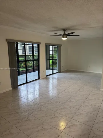 $2,150 | 9620 West McNab Road, Unit 105, Tamarac, FL 33321