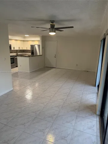 $2,150 | 9620 West McNab Road, Unit 105, Tamarac, FL 33321