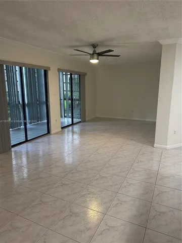$2,150 | 9620 West McNab Road, Unit 105, Tamarac, FL 33321