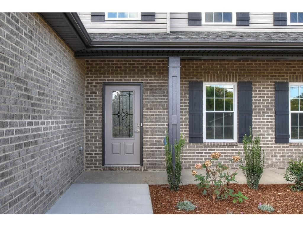305 Allison Road Piney Flats, TN 37686 - Photo 5 of 36 Photo 5