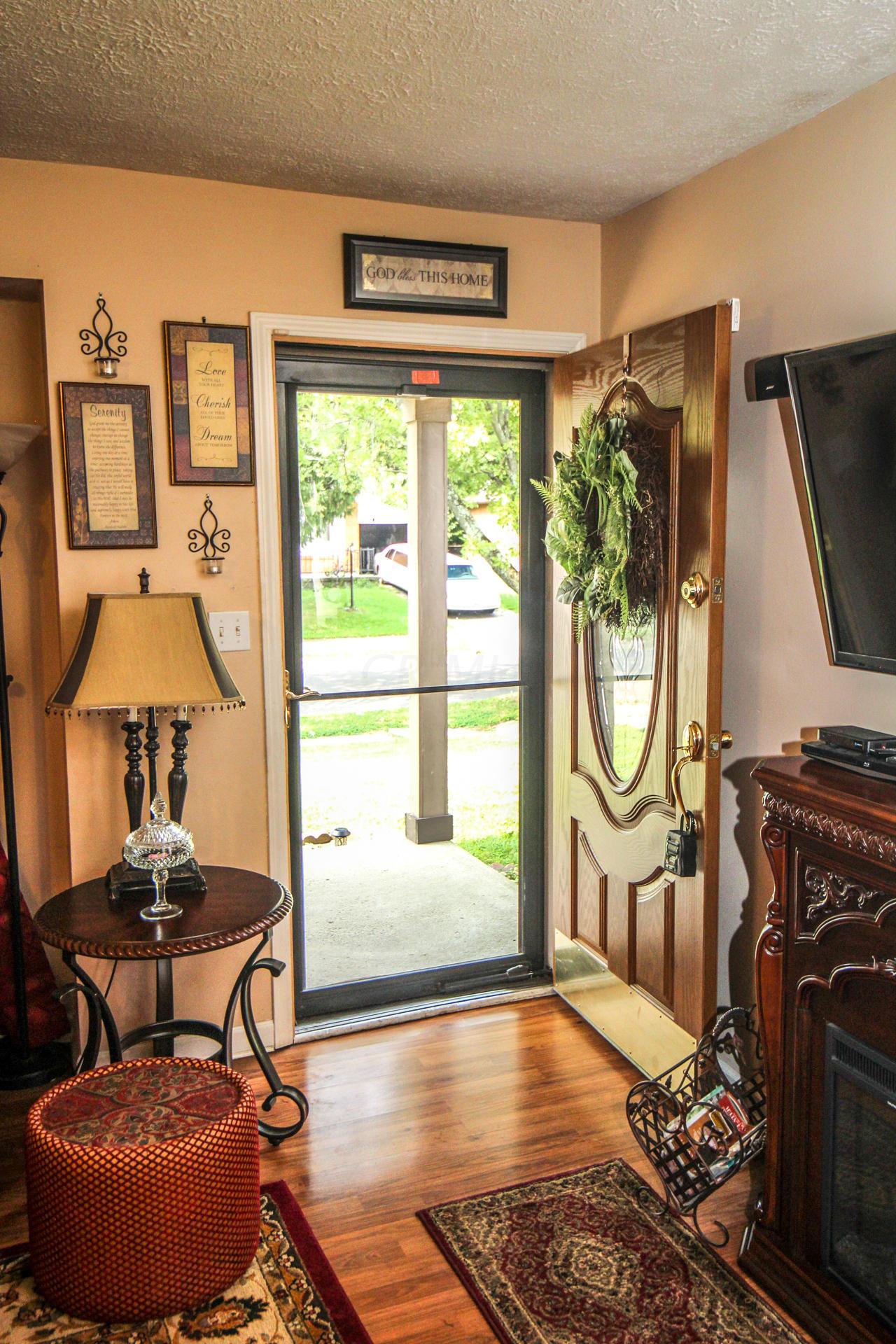 1840 Lonsdale Road Columbus, OH 43232 - Photo 12 of 37 Gallery Image 12
