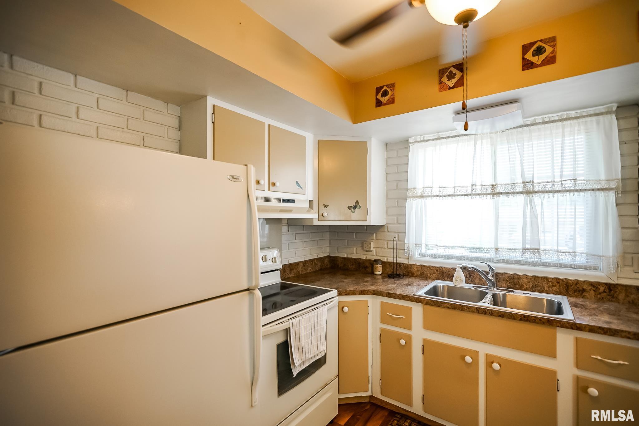 12 Rutledge Avenue Bartonville, IL 61607 - Photo 25 of 65 Gallery Image 25