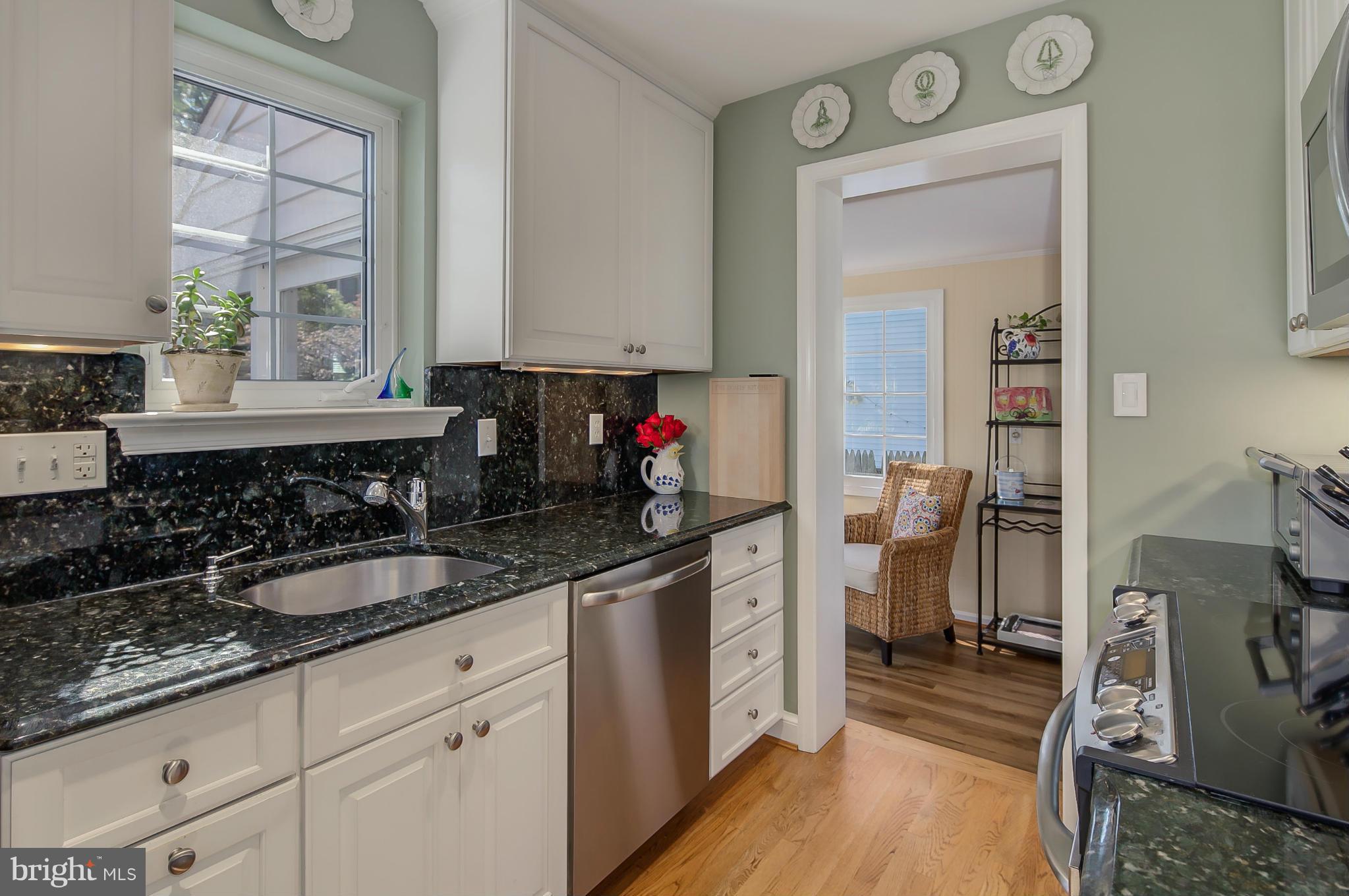 5912 Conway Road Bethesda, MD 20817 - Photo 7 of 27 Kitchen