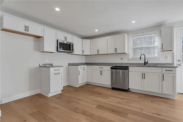 $550,000 | 746 Town Farm Road, Burrillville, RI 02859