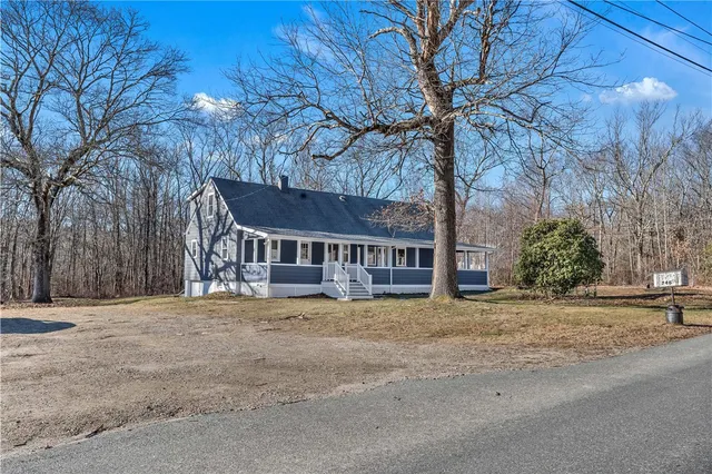 $550,000 | 746 Town Farm Road, Burrillville, RI 02859