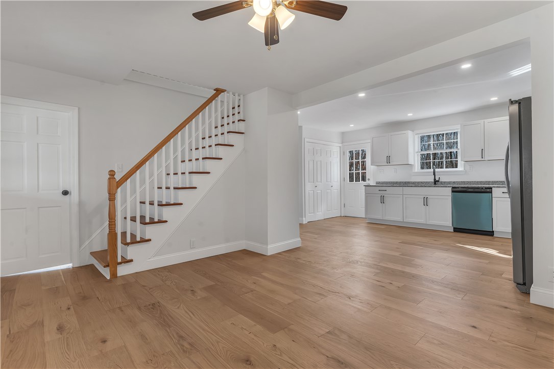 746 Town Farm Road Burrillville, RI 02859 - Photo 4 of 40