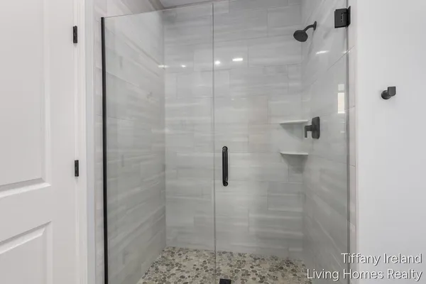 $499,900 | 2911 Isle Grand Drive, Belmont, MI 49306