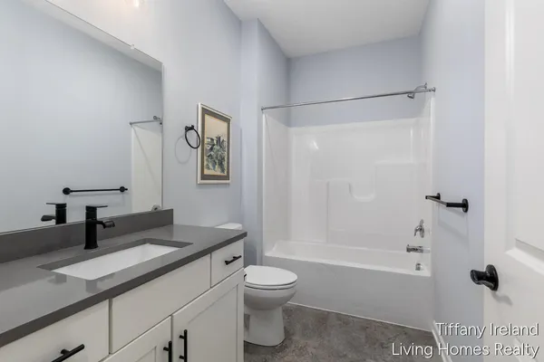 $499,900 | 2911 Isle Grand Drive, Belmont, MI 49306