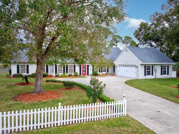 3107 Divot Road Sebring, FL 33872 - Photo 1 of 43 Gallery Image 1