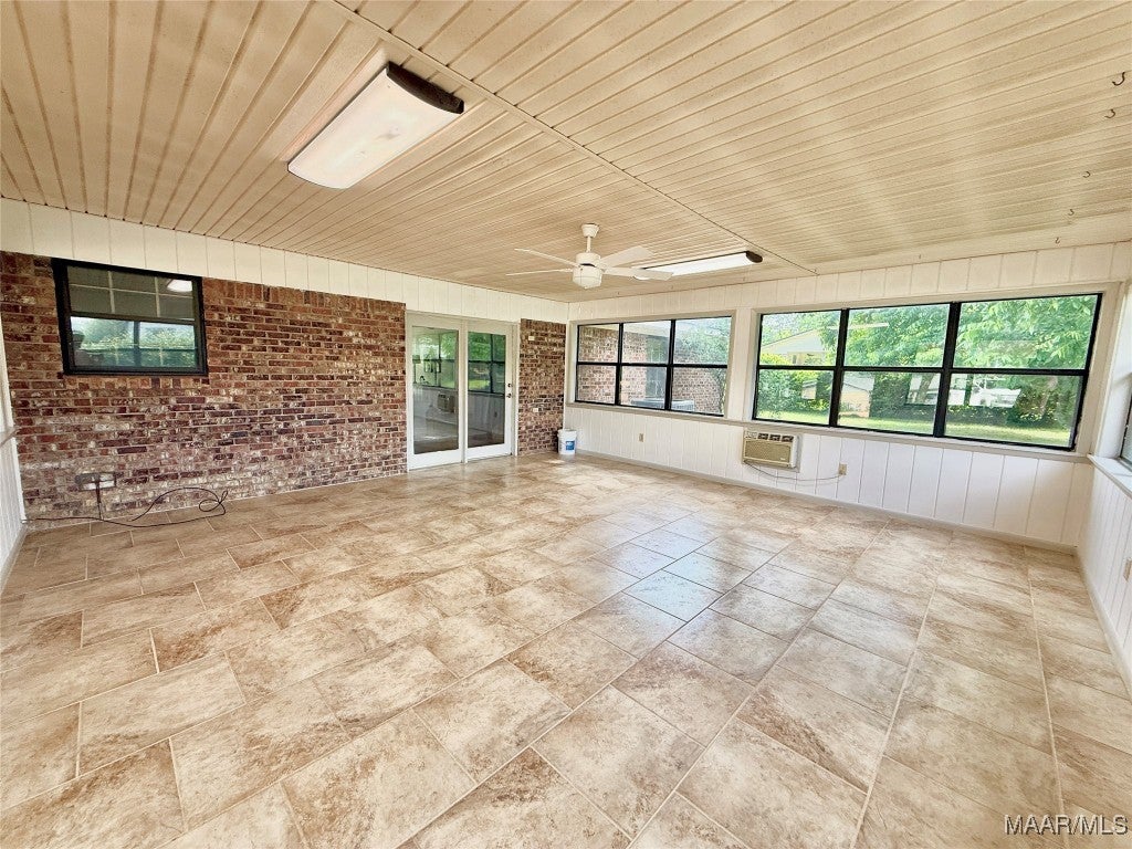 135 Springdale Road Hartford, AL 36344 - Photo 11 of 39 Gallery Image 11