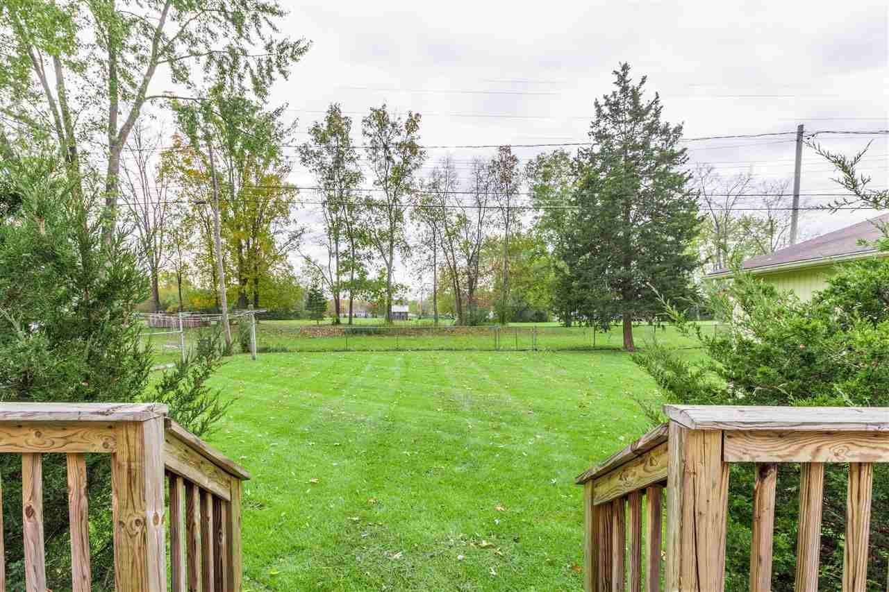 6429 Springdale Boulevard Grand Blanc, MI 48439 - Photo 25 of 26 21533020-24.JPG