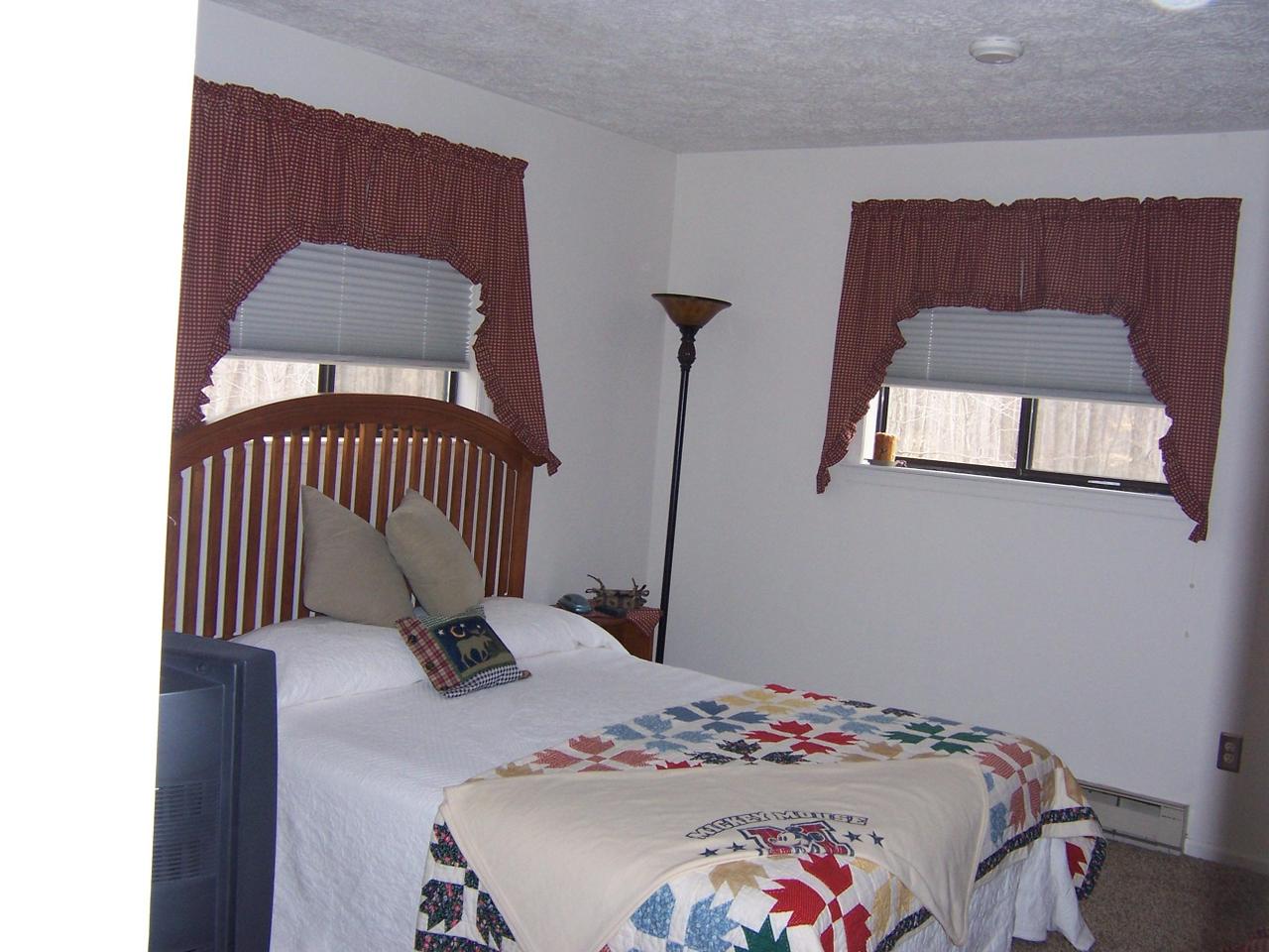 2004 Ridge Road Pocono Lake, PA 18347 - Photo 9 of 11 master bedroom