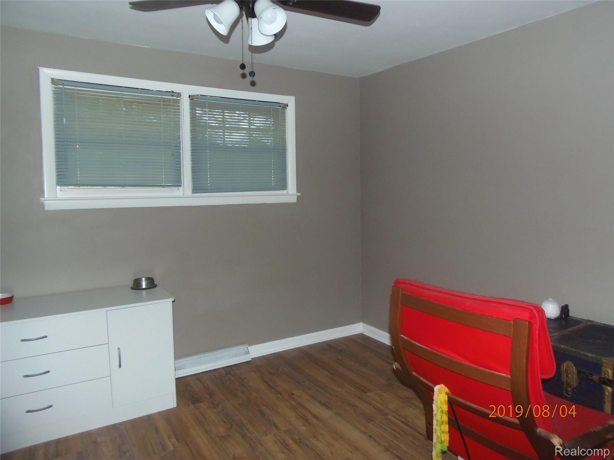 12542 Earl Road Stockbridge, MI 49285 - Photo 12 of 22 2019-08-04 23.15