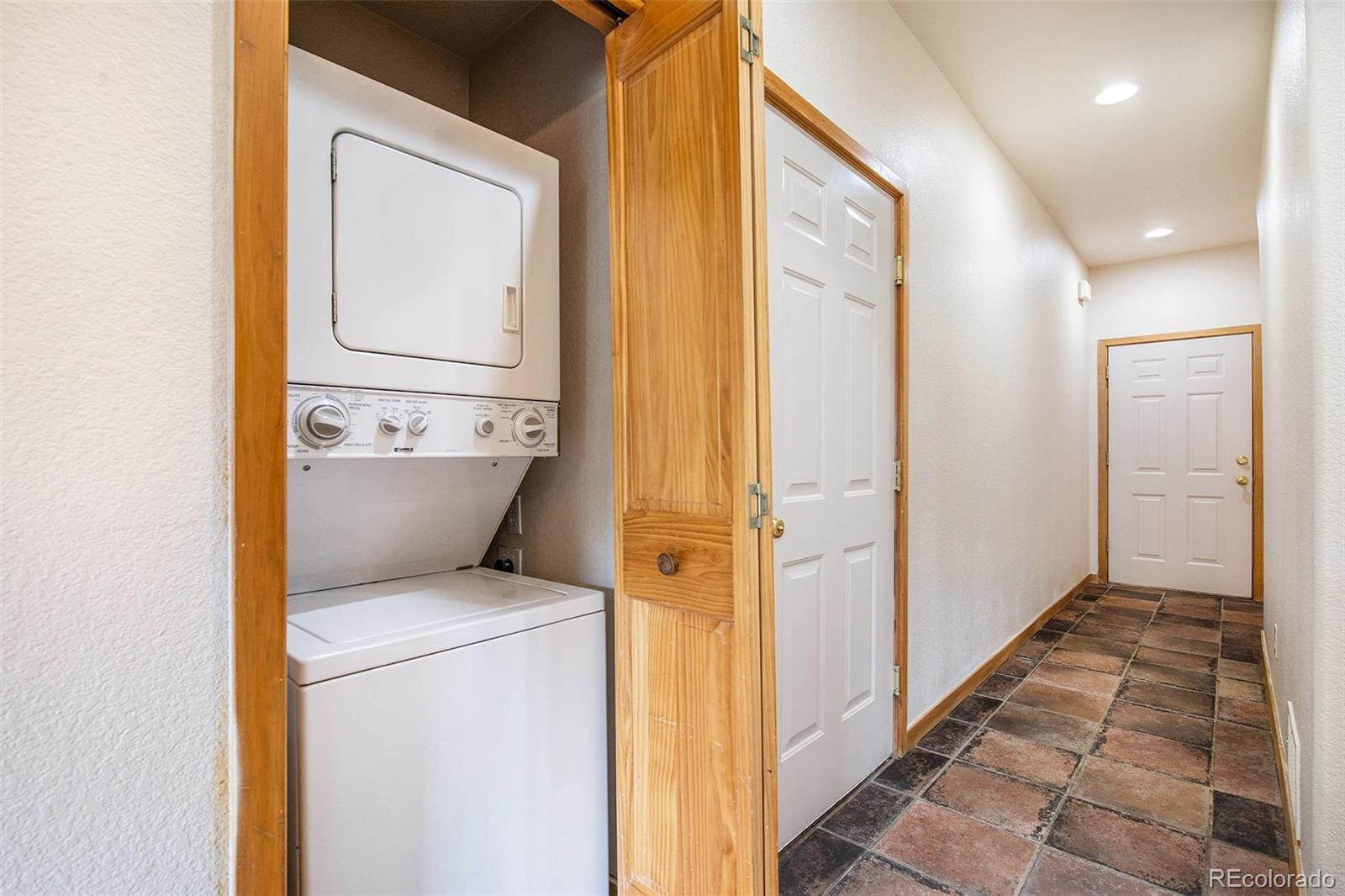 5077 Camel Heights Road, Unit I Evergreen, CO 80439 - Photo 14 of 24 Gallery Image 14