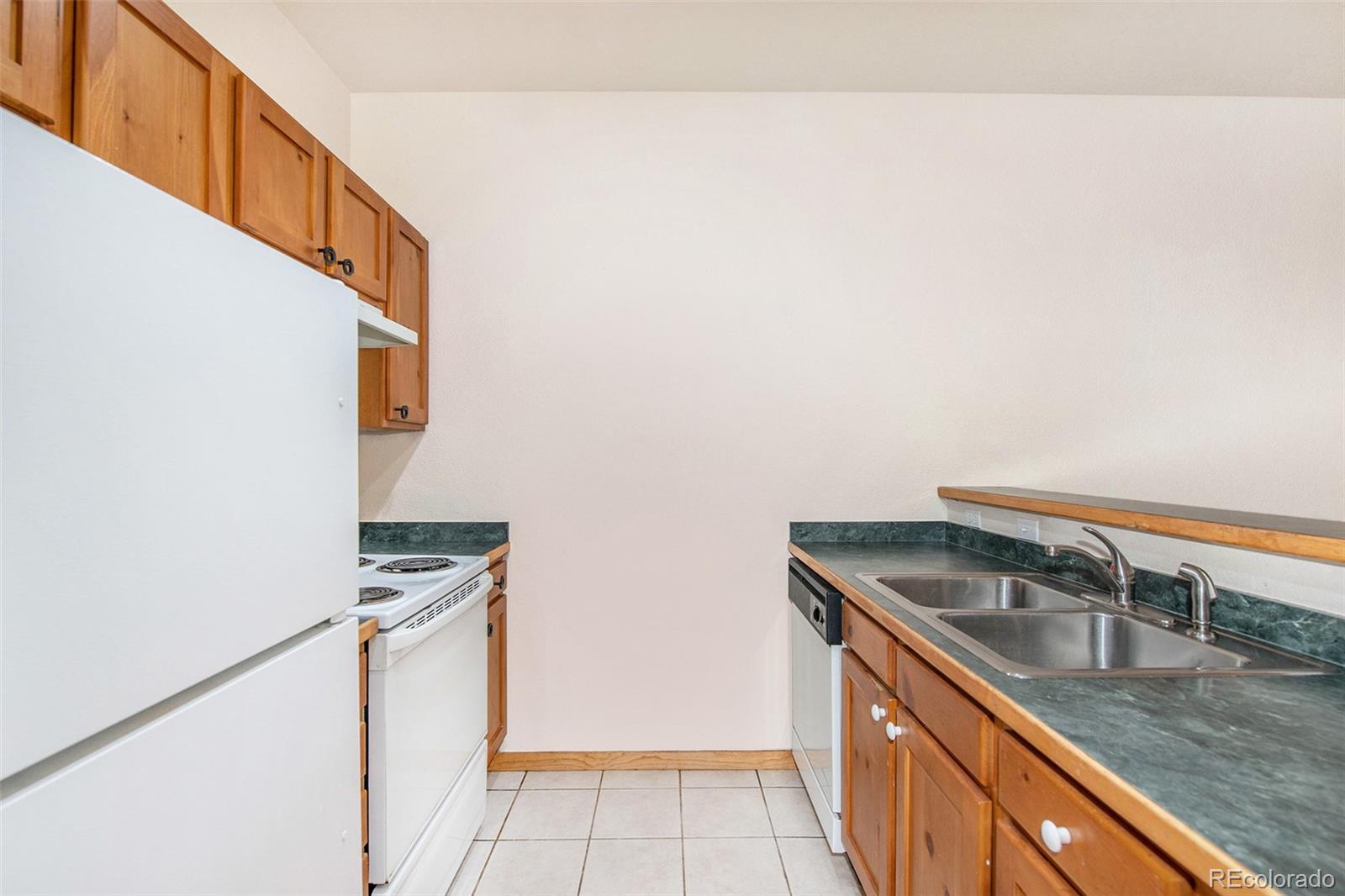 5077 Camel Heights Road, Unit I Evergreen, CO 80439 - Photo 7 of 24 Gallery Image 7