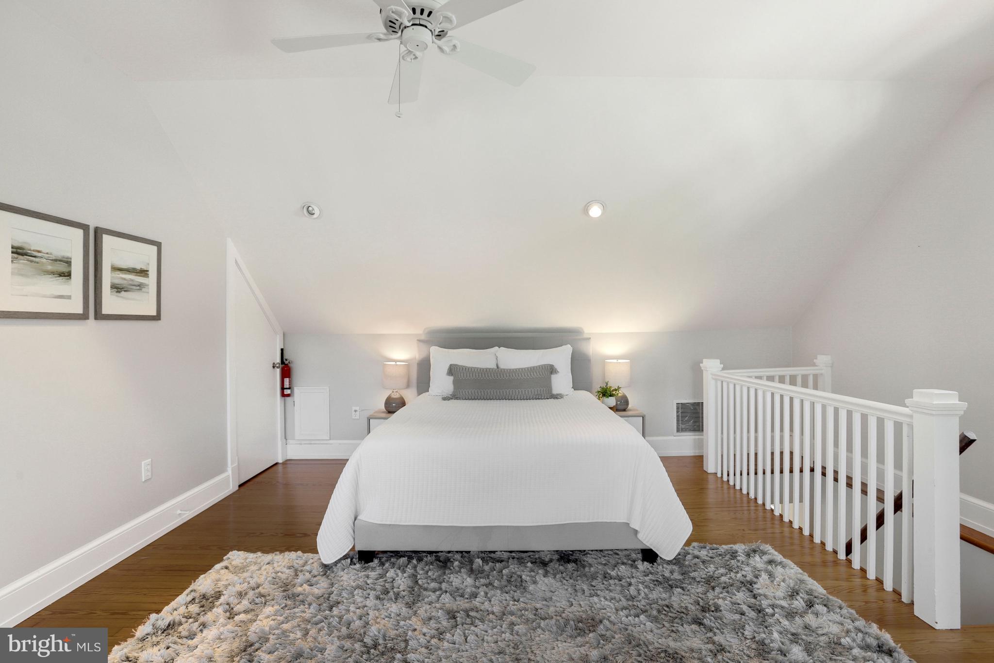 3501 30th Street Northwest Washington, DC 20008 - Photo 23 of 41 This is a splendid room on the third floor with ce