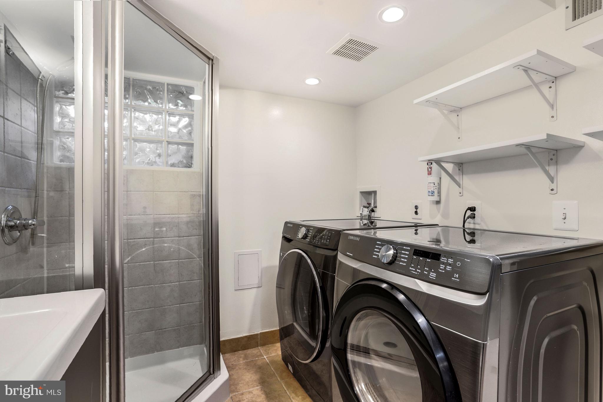 3501 30th Street Northwest Washington, DC 20008 - Photo 31 of 41 Laundry in fourth bedroom.