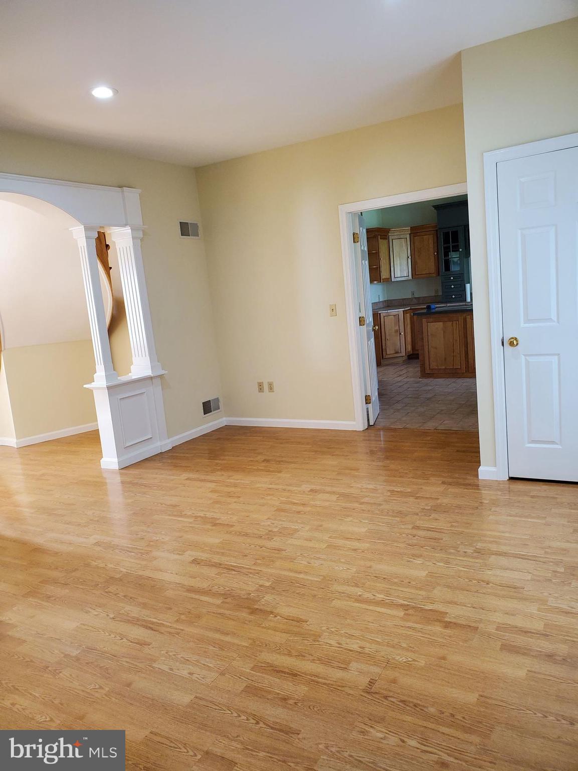 750 Junction Road Manheim, PA 17545 - Photo 17 of 63 Family Room toward Foyer & Kitchen, door to Baseme