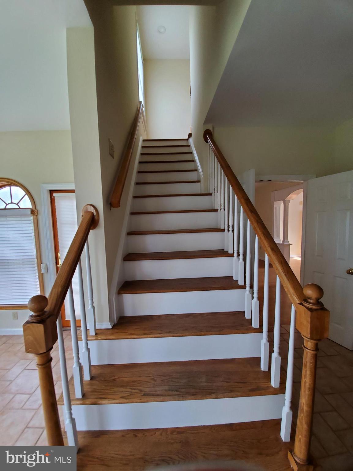 750 Junction Road Manheim, PA 17545 - Photo 29 of 63 Back Staircase