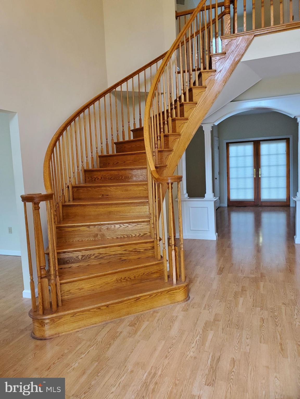 750 Junction Road Manheim, PA 17545 - Photo 7 of 63 Main staircase from front door