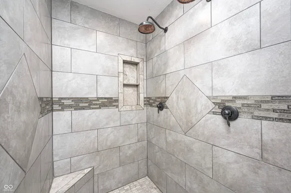 $629,000 | 695 South St Louis Drive, Crawfordsville, IN 47933