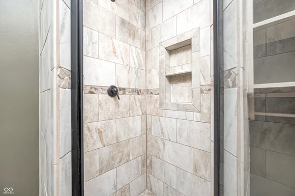 $629,000 | 695 South St Louis Drive, Crawfordsville, IN 47933