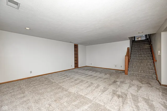 $629,000 | 695 South St Louis Drive, Crawfordsville, IN 47933