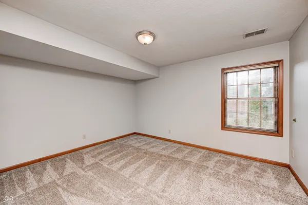 $629,000 | 695 South St Louis Drive, Crawfordsville, IN 47933