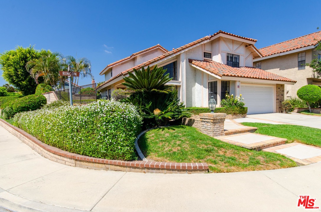 1 Rincon Irvine, CA 92620 - Photo 1 of 54