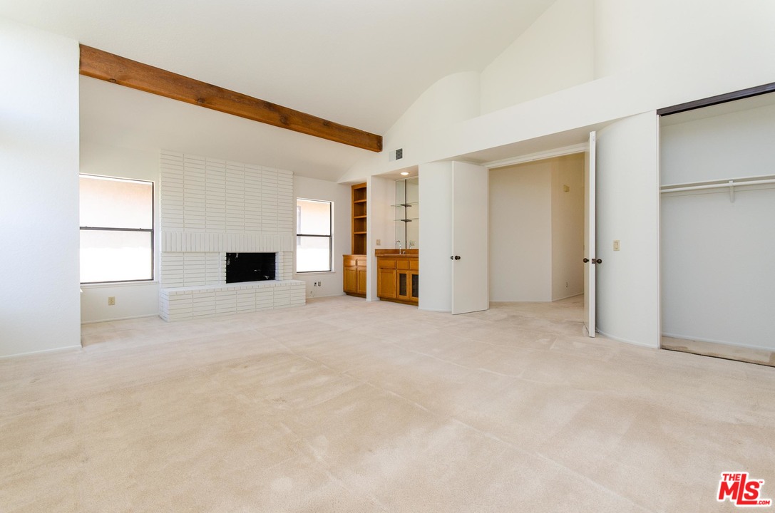 1 Rincon Irvine, CA 92620 - Photo 12 of 54