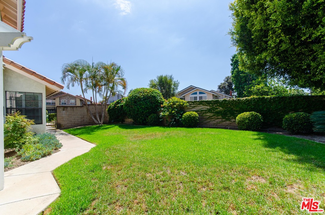 1 Rincon Irvine, CA 92620 - Photo 53 of 54