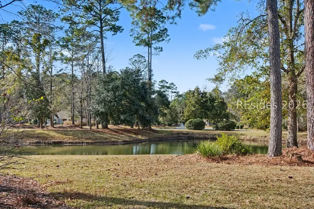 $875,000 | 4 Oxban Court, Bluffton, SC 29909
