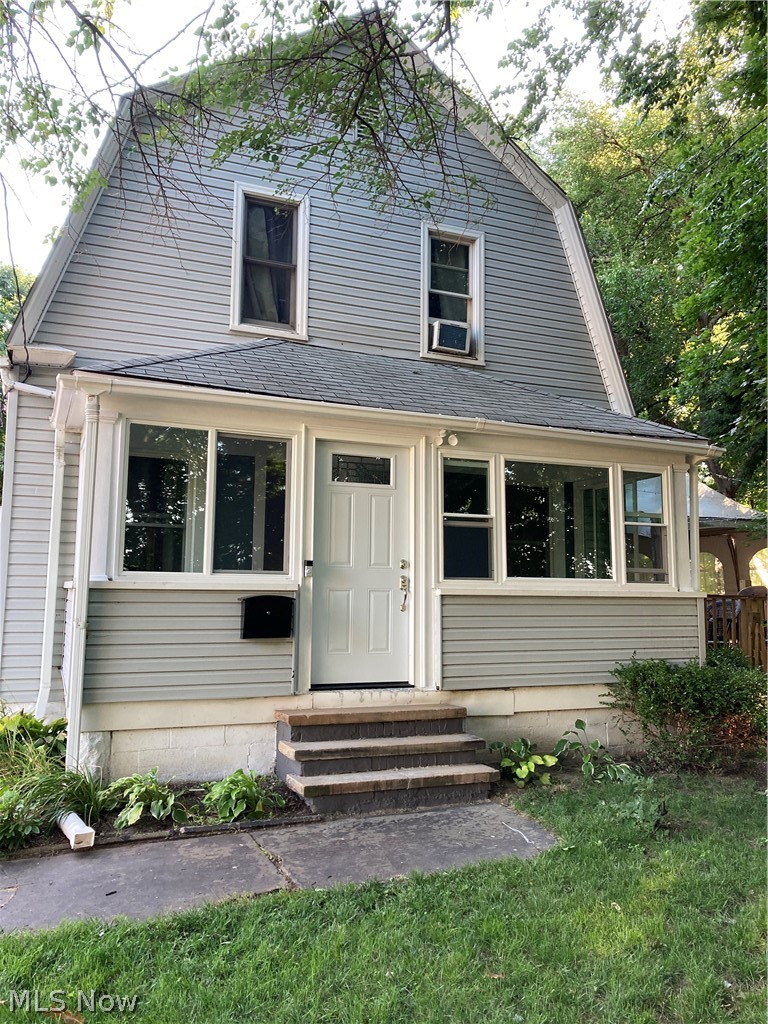 3451 Henninger Road Cleveland, OH 44109 - Photo 18 of 26 Gallery Image 18