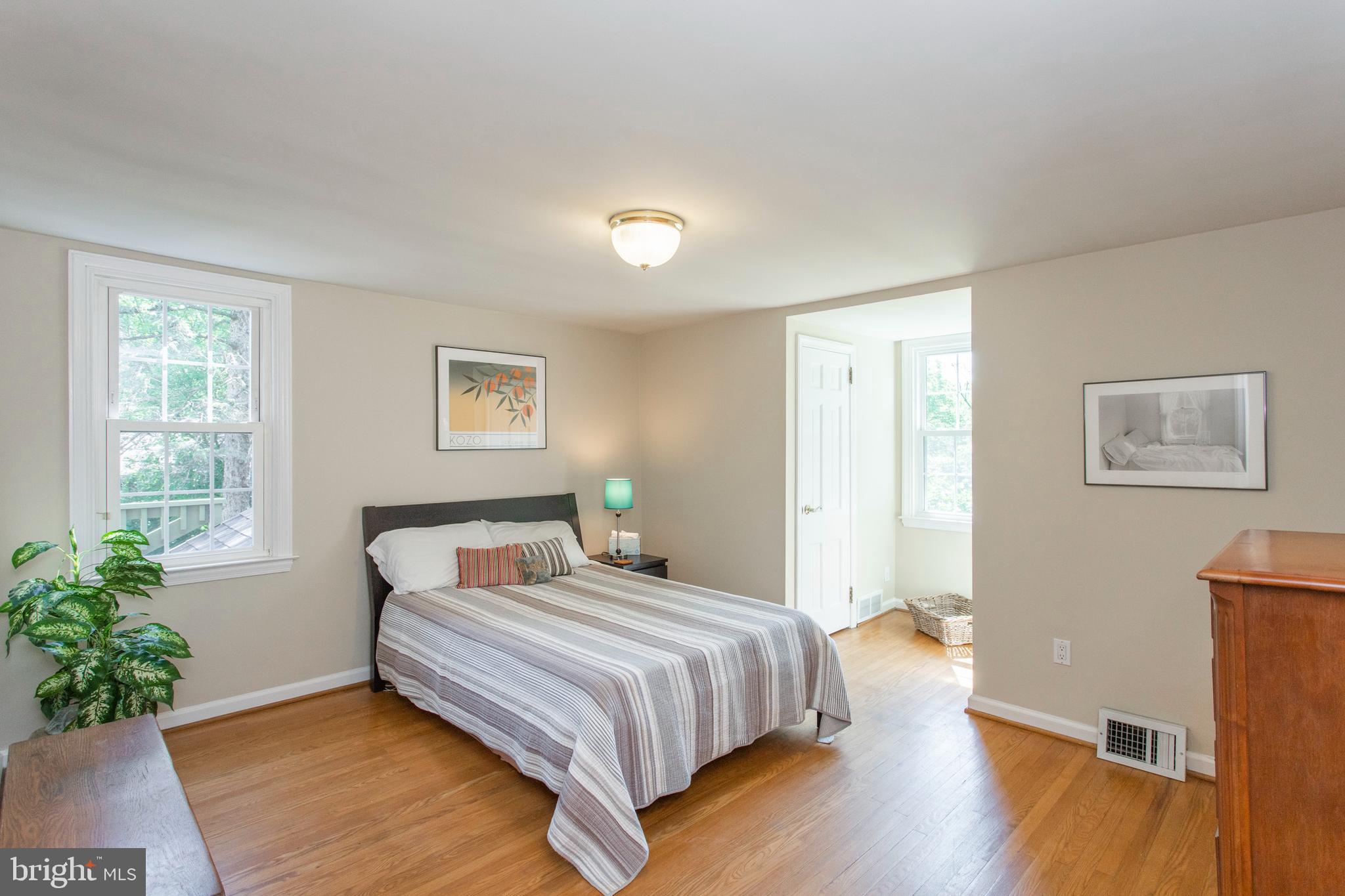 603 Laverock Road Glenside, PA 19038 - Photo 33 of 72 Second bedroom - lovely and inviting!!