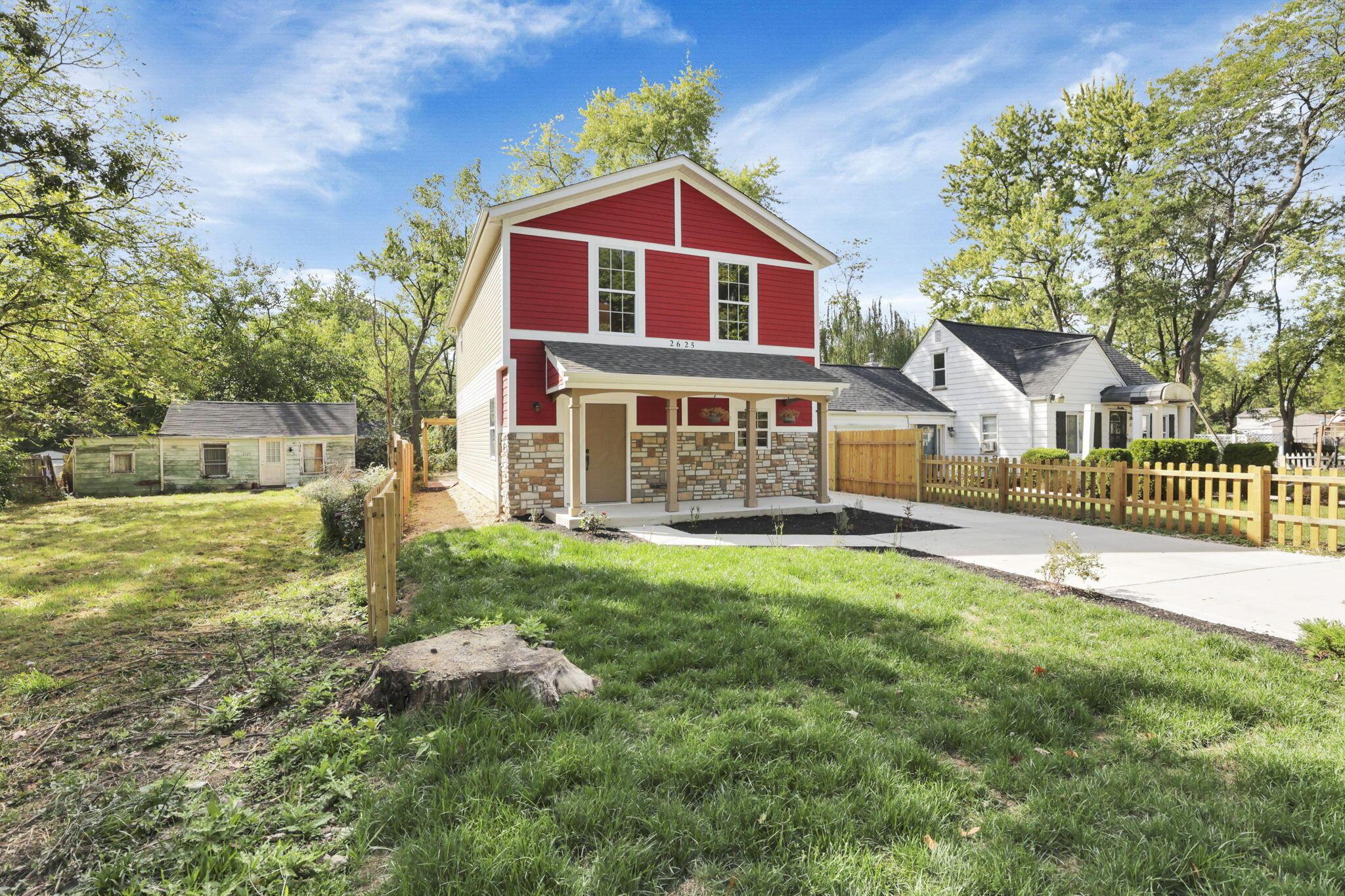 2625 Clybourne Road Columbus, OH 43231 - Photo 5 of 50 5-web-or-mls-011A8750