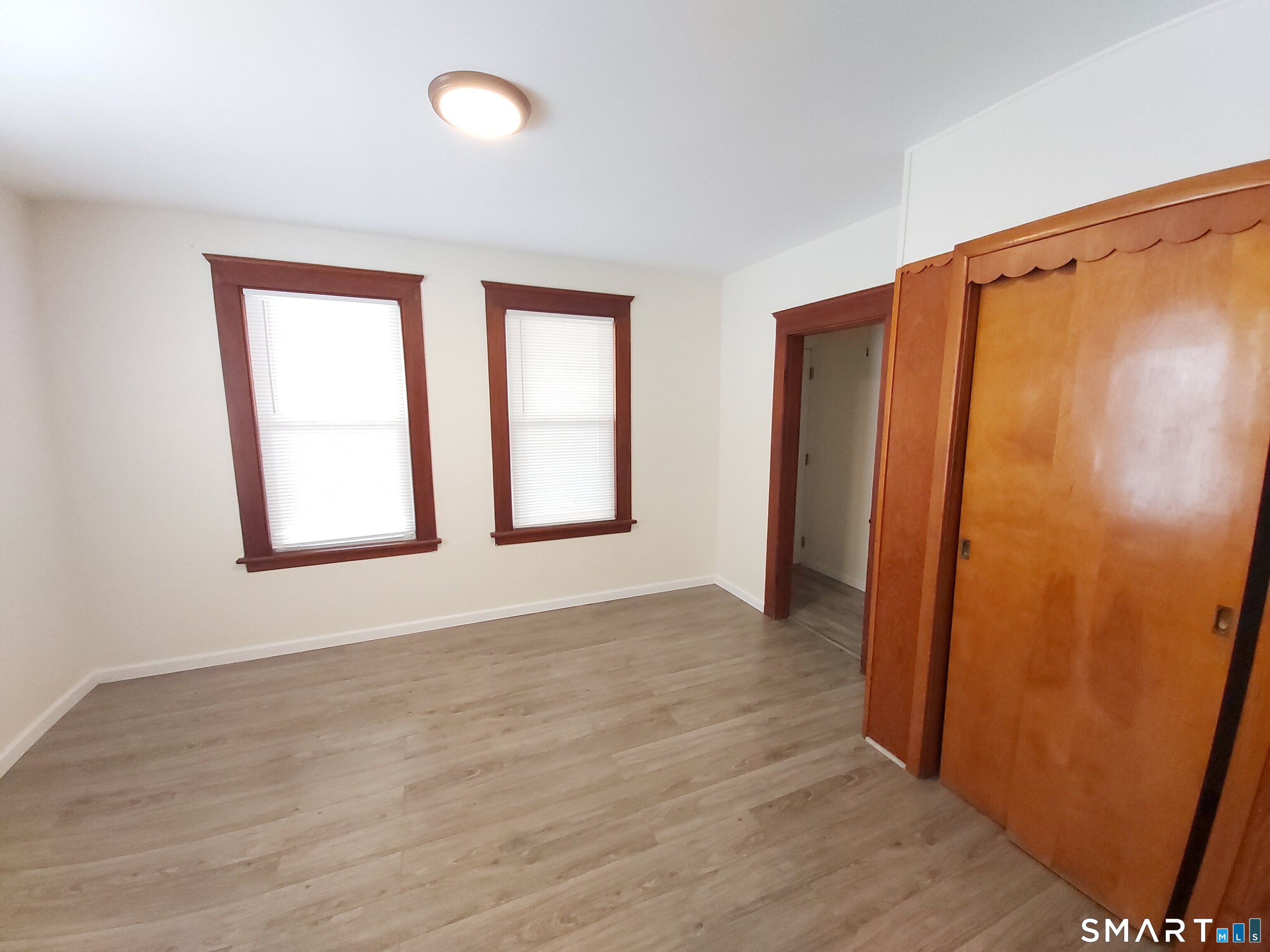 205 Hawkins Street Derby, CT 06418 - Photo 3 of 15