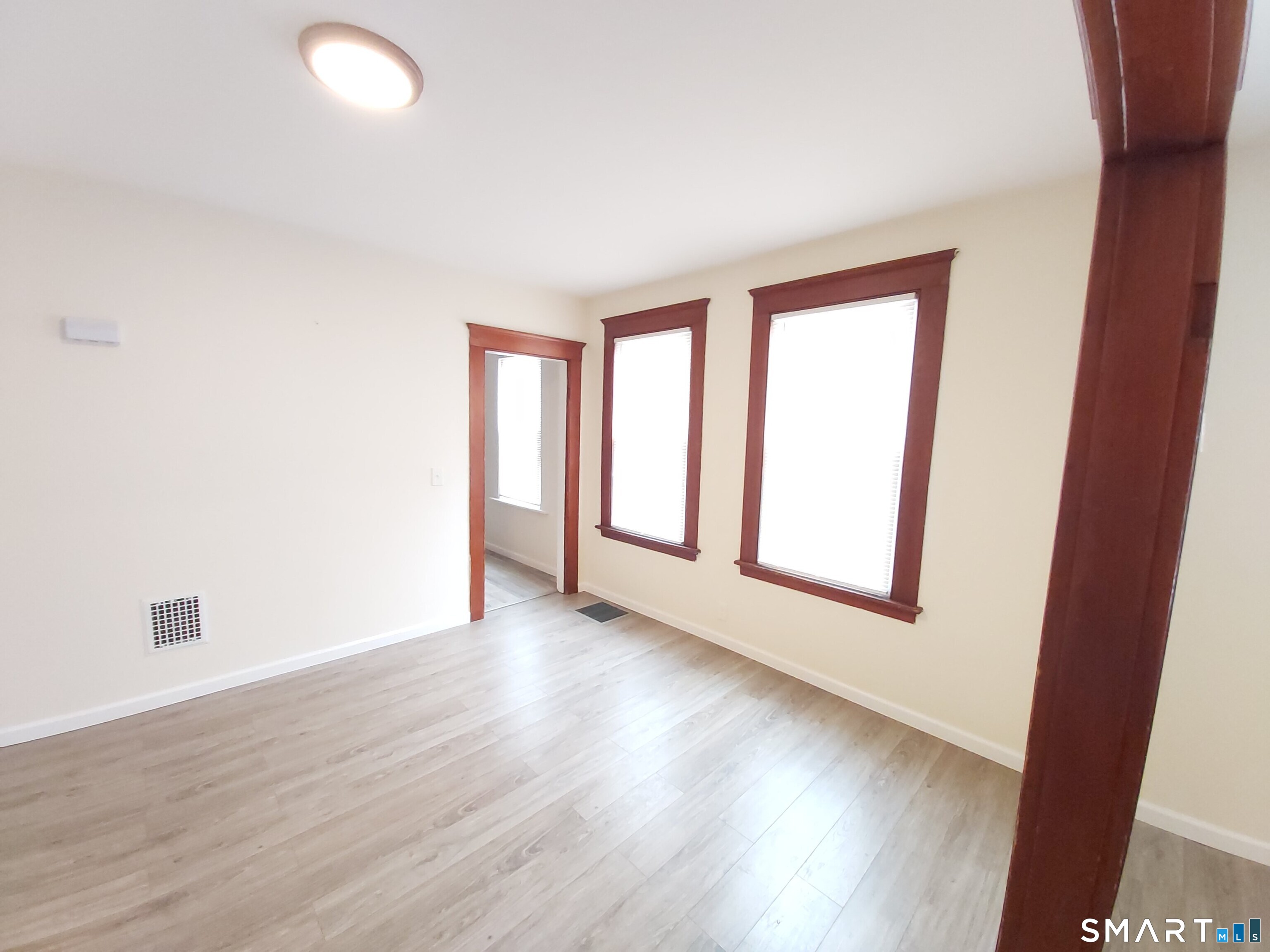205 Hawkins Street Derby, CT 06418 - Photo 5 of 15