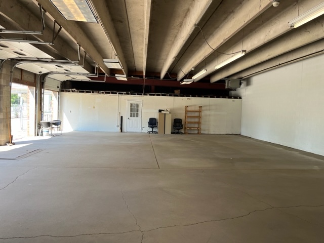 603 2nd Avenue Rochelle, IL 61068 - Photo 10 of 15 a view of a garage