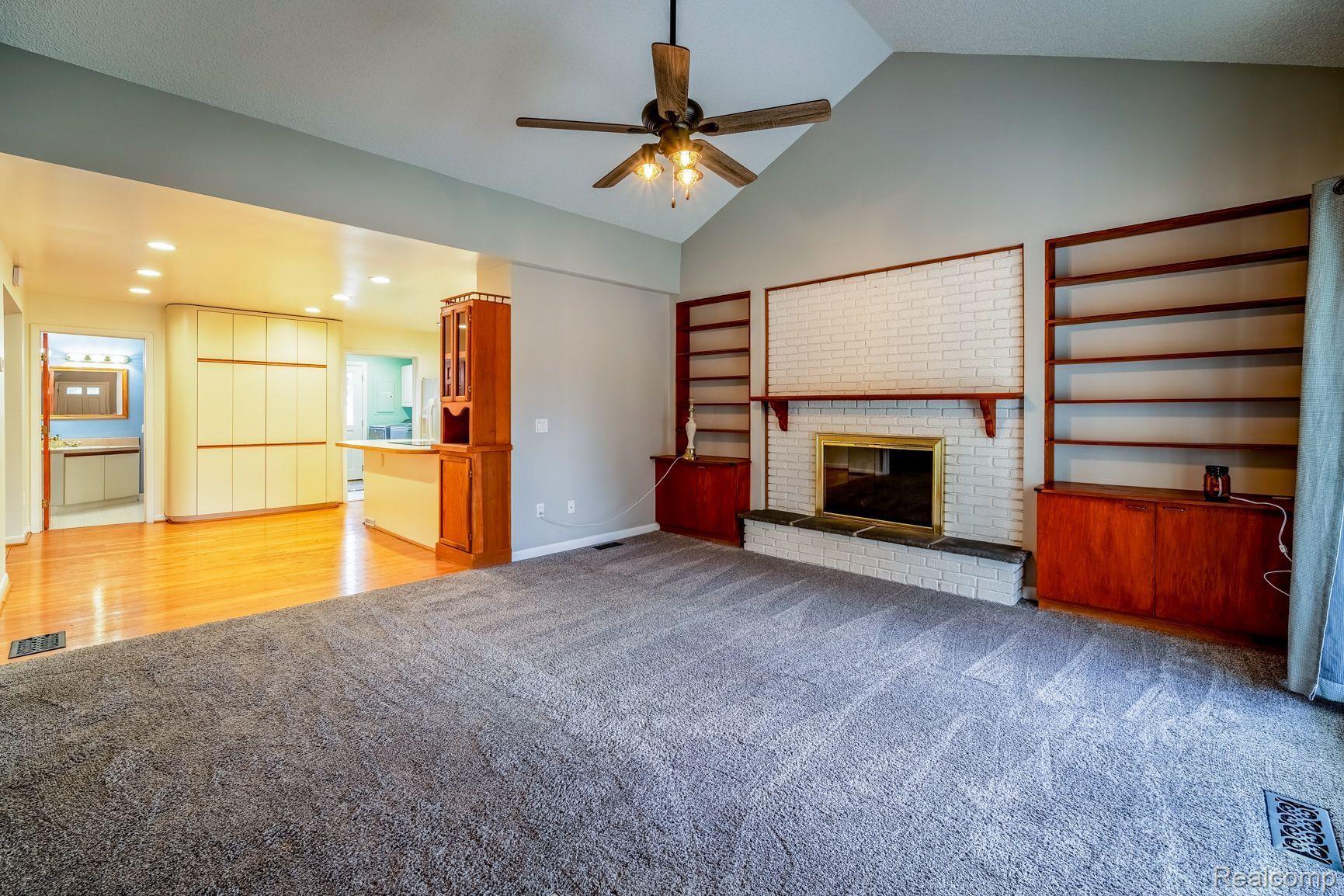 19169 Hannan Road New Boston, MI 48164 - Photo 12 of 42 Gallery Image 12