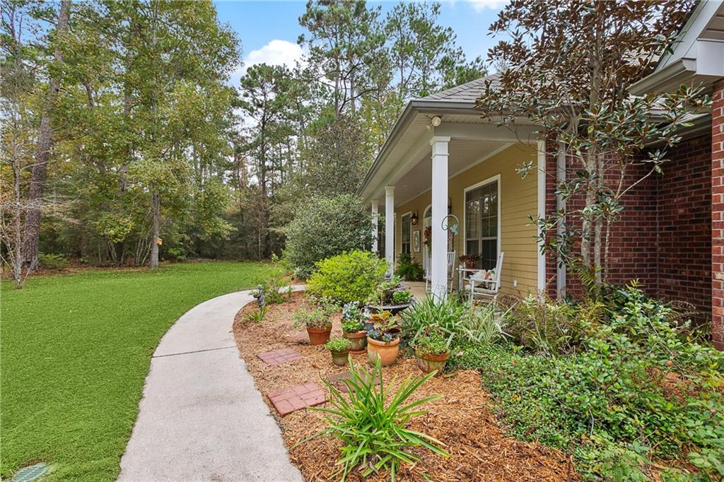 160 Perrilloux Road Madisonville, LA 70447 - Photo 4 of 39