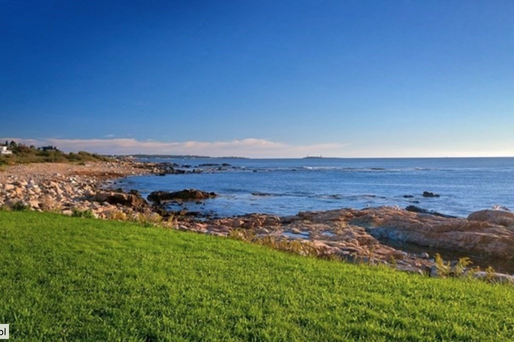 165 Atlantic Road, Unit 2 Gloucester, MA 01930 - Photo 15 of 19 a view of an ocean beach and mountain