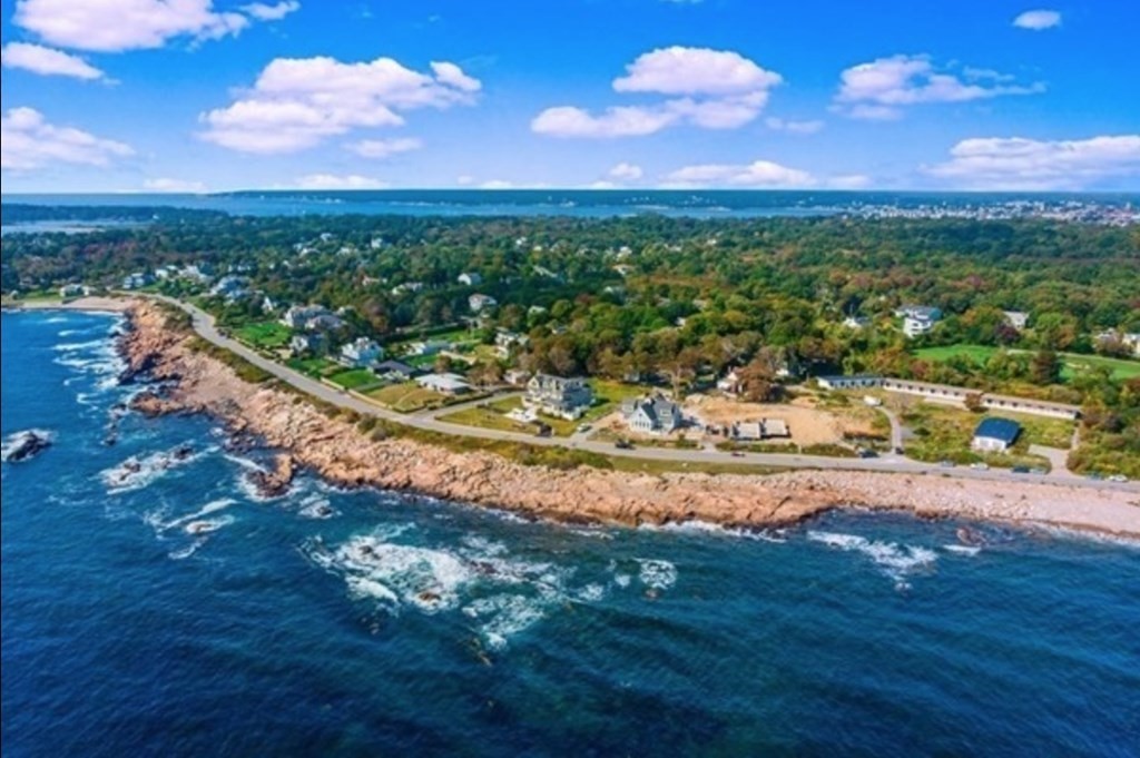165 Atlantic Road, Unit 2 Gloucester, MA 01930 - Photo 16 of 19 a view of a city
