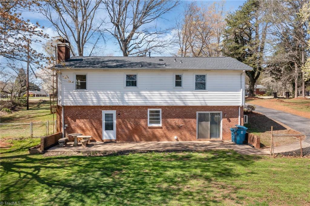 1702 Rankin Mill Road Greensboro, NC 27405 - Photo 32 of 47